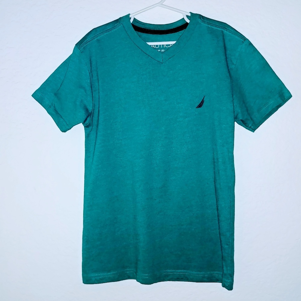 Nautica Boys Size 8 Green V-Neck Short Sleeve Shirt